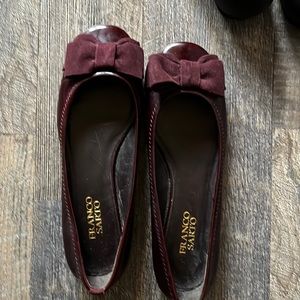 Maroon, patent leather flats with velvet bow